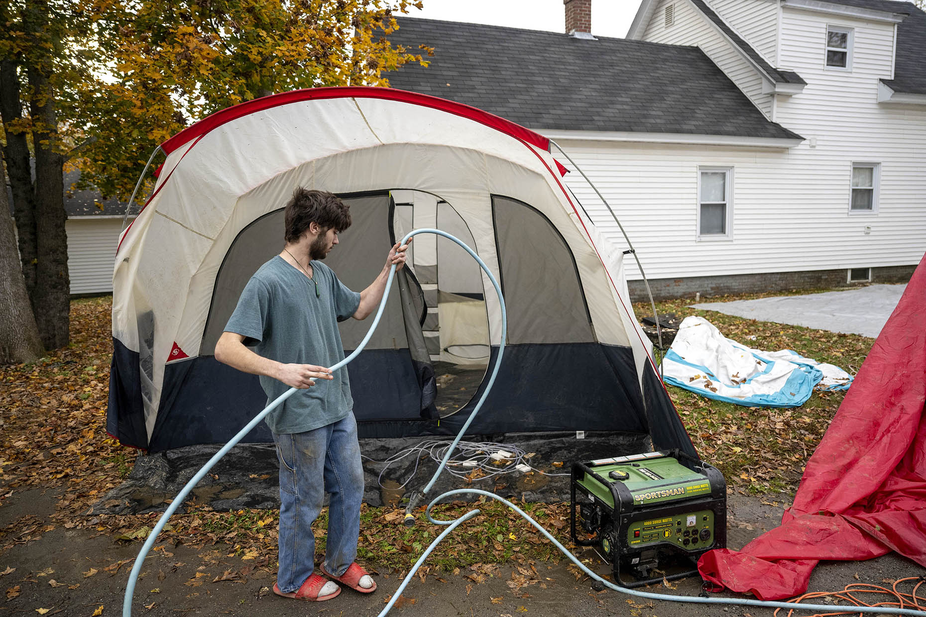 PSES_9703189977_DisplacedHomeless_06.JPG